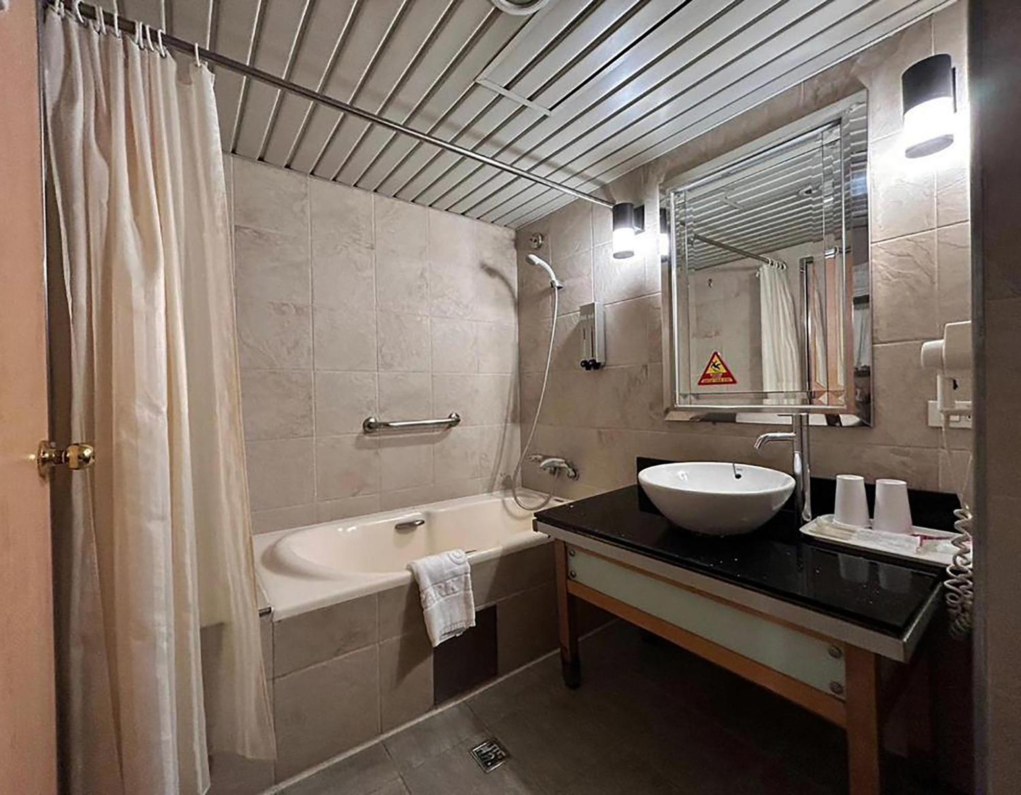 Guide Hotel Zhongli Zhongzheng Đào Viên Ngoại thất bức ảnh